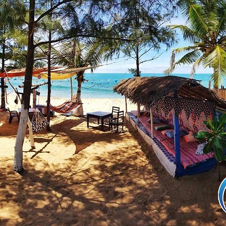 Beach Wave Hotel Vịnh Arugam Ngoại thất bức ảnh