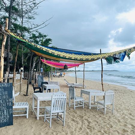 Beach Wave Hotel Vịnh Arugam Ngoại thất bức ảnh