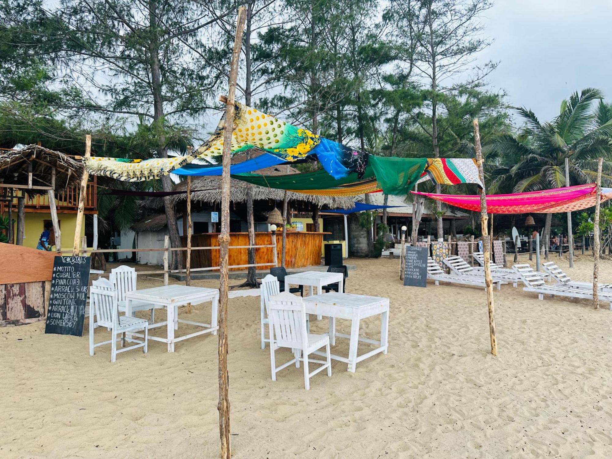 Beach Wave Hotel Vịnh Arugam Ngoại thất bức ảnh