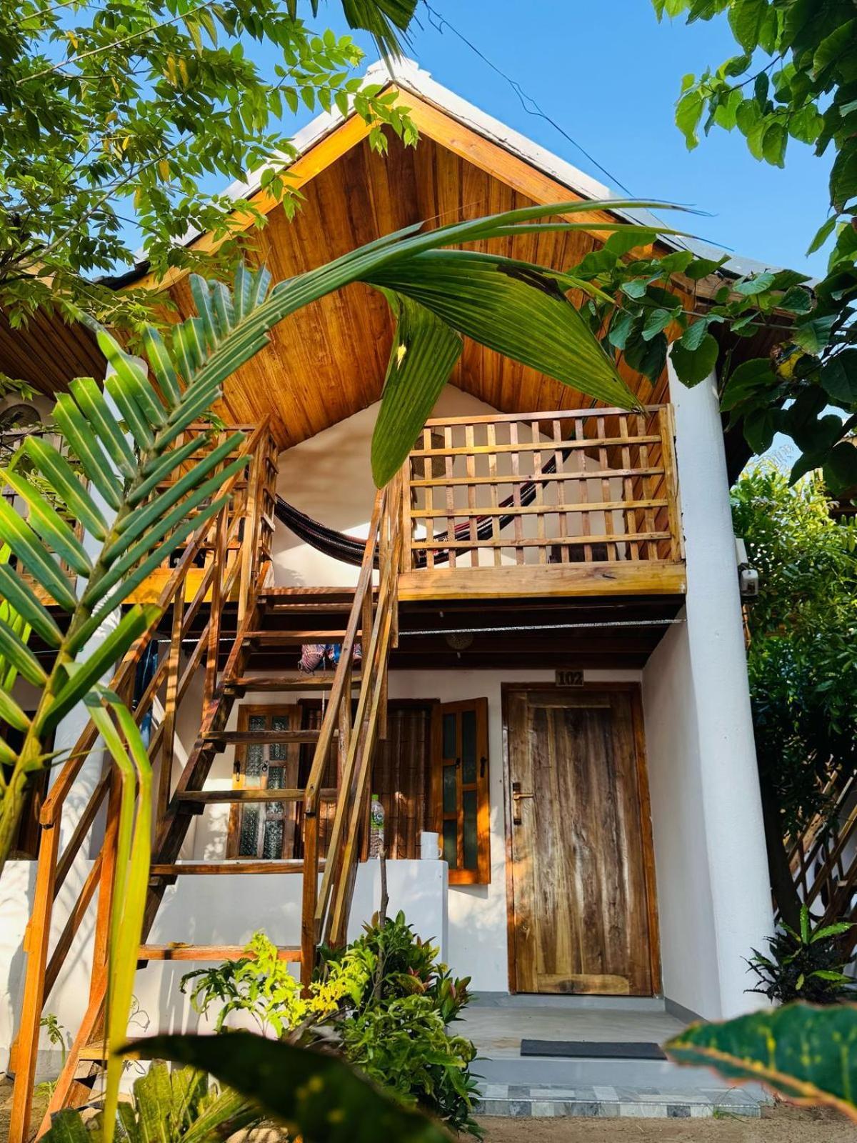 Beach Wave Hotel Vịnh Arugam Ngoại thất bức ảnh